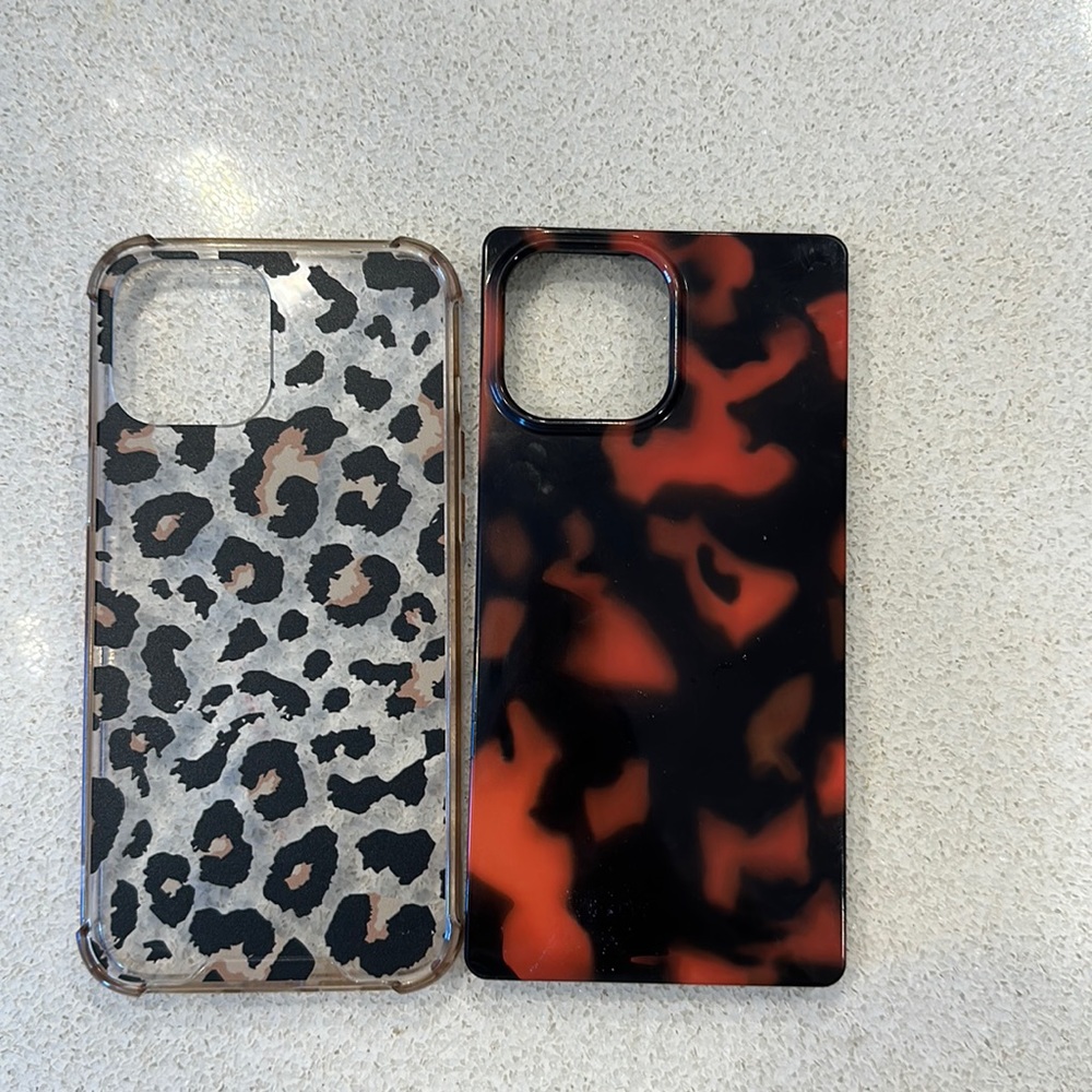 2 phone cases